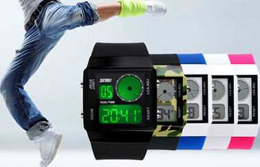 Unisex Çift Zamanlı Analog Dijital Saat Dual Time, 5 Renkli Arka Aydınlatma ile