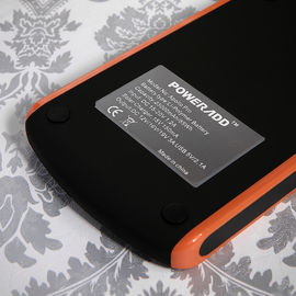 Telefon / Dizüstü bilgisayar için su geçirmez güneş enerjisi bankası 23000mah yüksek kapasiteli solar şarj cihazı