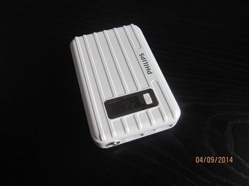 Profesyonel Trunk Shape Güç Bankası Pil, 8800mAh Çift USB Güç Bankası