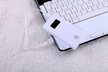 Mobil şarj için özel LCD Çift USB Güç Bankası, cep telefonu pil yedekleme