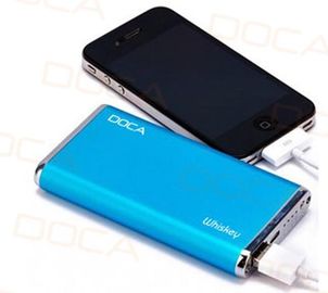 Tablet PC ve Akıllı Telefonlar için Sıcak satış Büyük kapasiteli 6500mAh Evrensel Taşınabilir Güç Bankası