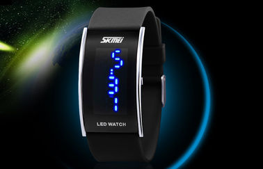 Unisex PU Band LED Dijital Bilek İzle 3 ATM Su Geçirmez