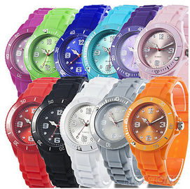 Promosyon özel Unisex silikon kayış Watch bileklik 43MM ile Adjudable kayış