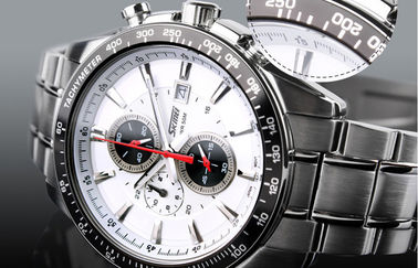 Kuvars saati Chronograph ile