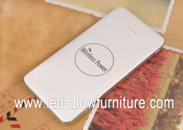 Evrensel 8000mAh Qi çift usb taşınabilir güç banka tüm mobil cihazlar için
